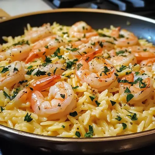 Ein-Pfanne-Parmesan-Orzo mit Garnelen