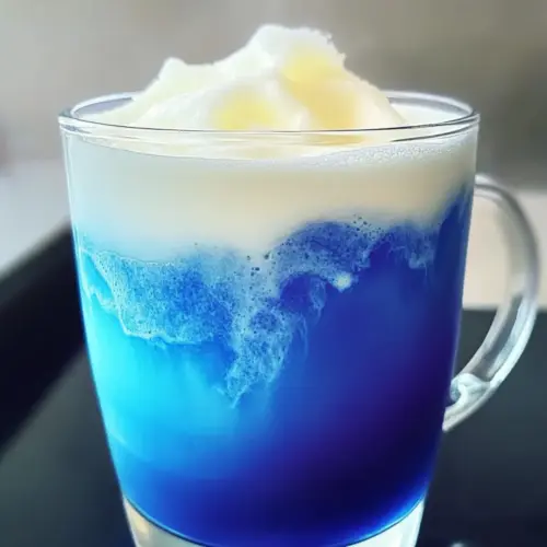 Eisblauer Tee Latte Rezept
